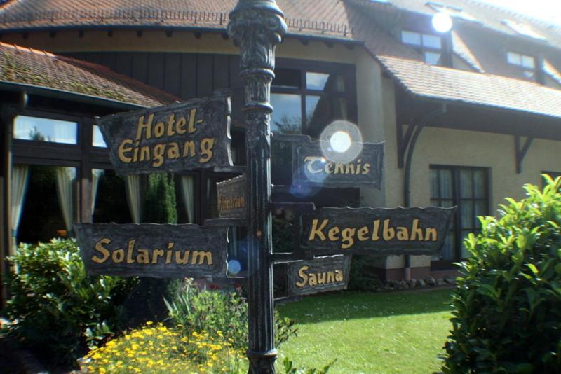 Krone Am Park - Gaestehaus Des Hotel Krone Alzenau in Unterfranken Buitenkant foto